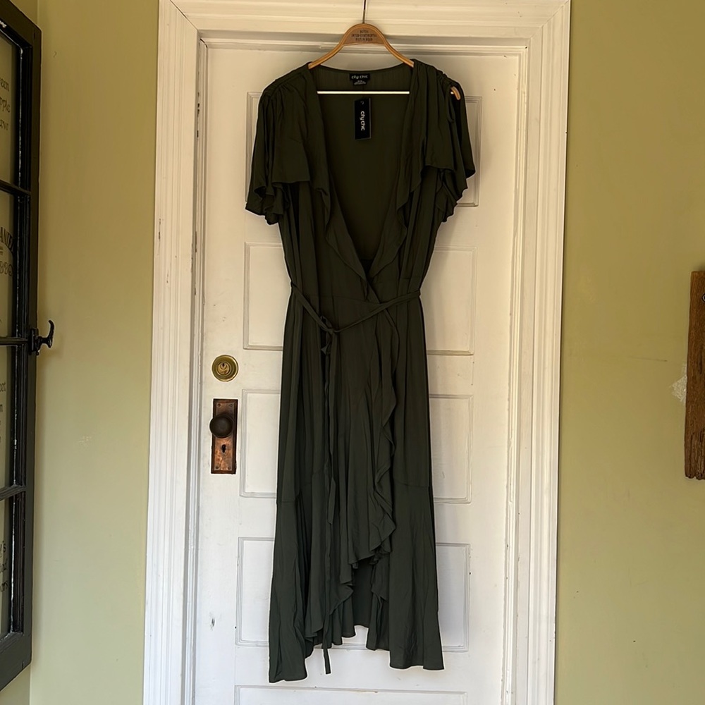 City Chic Jungle Green Wrap Dress sz 18